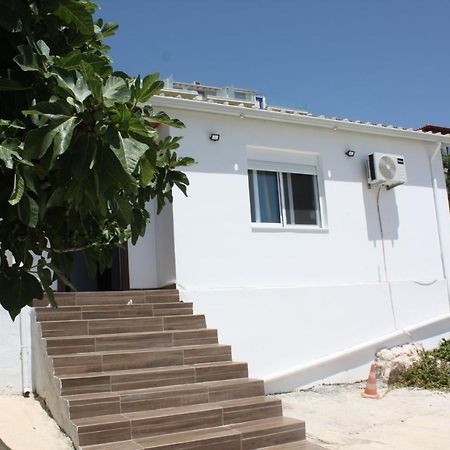 Condo Rooms Sarandë Eksteriør bilde