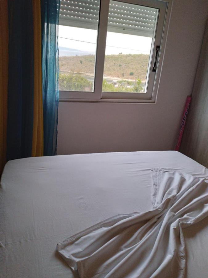 Condo Rooms Sarandë Eksteriør bilde