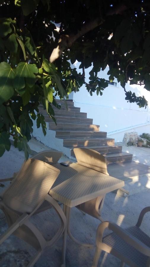 Condo Rooms Sarandë Eksteriør bilde