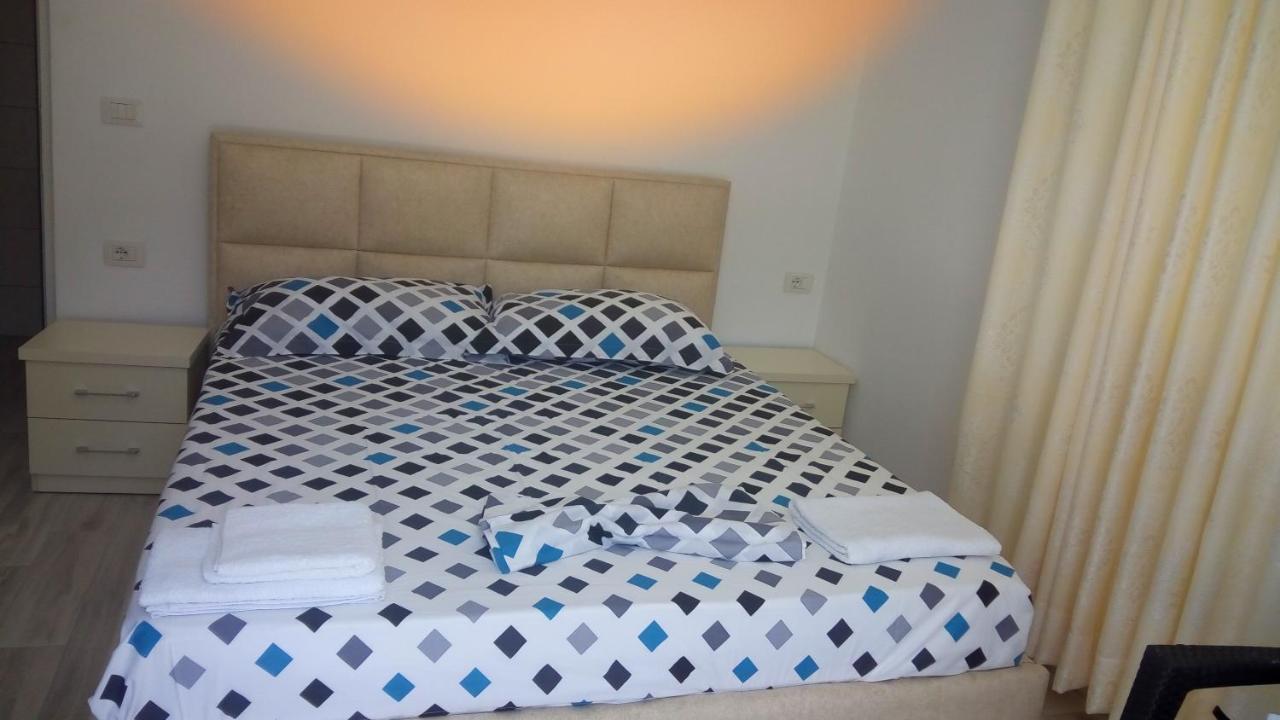 Condo Rooms Sarandë Eksteriør bilde